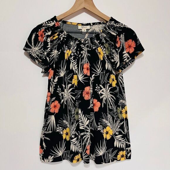 Style & Co. Tops - Style & Co Short Sleeve Black Floral Top   Size PM
